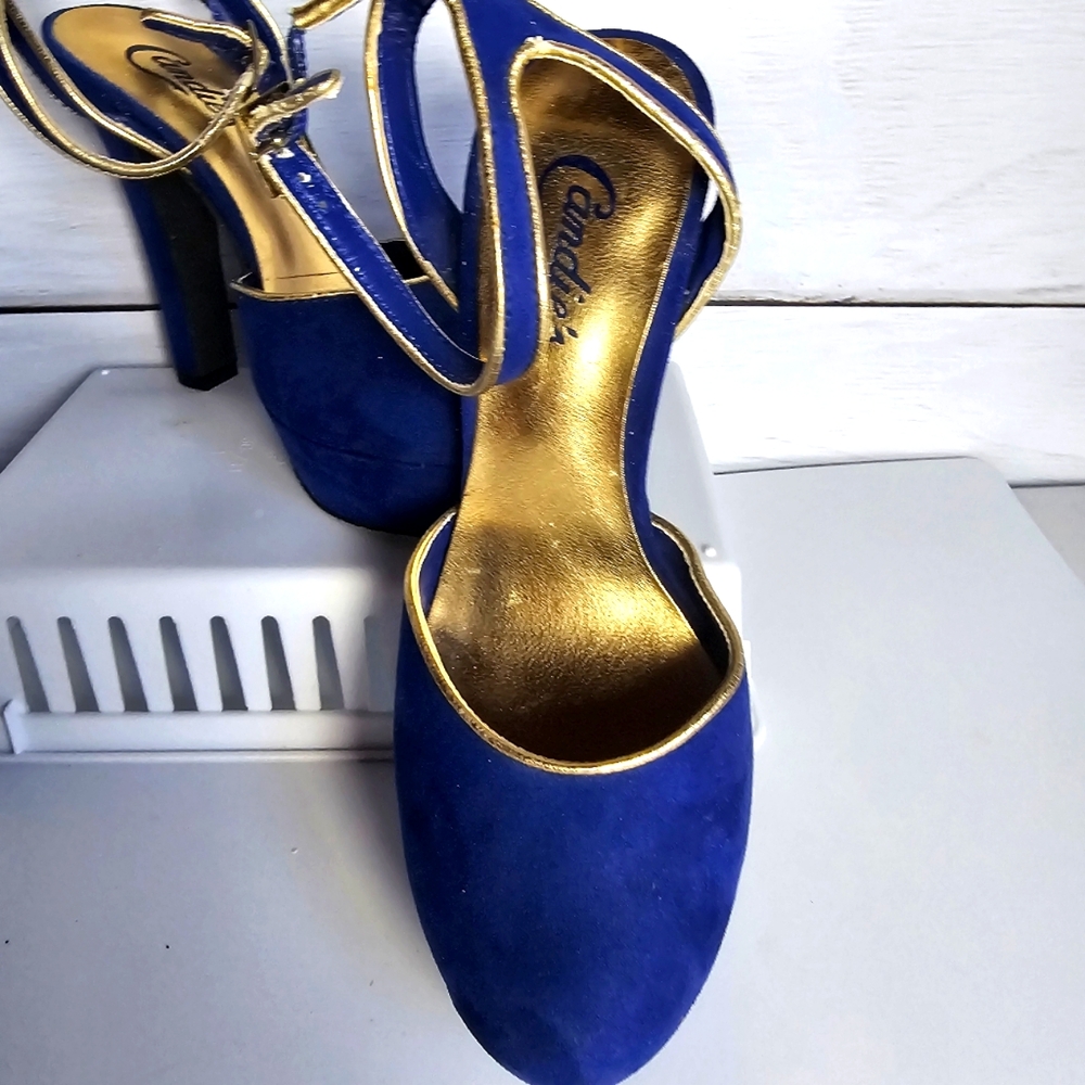 Candies Blue Faux Suede 5 Inch Platform Heels Size 7 M With Gold Trim - Picture 10 of 11